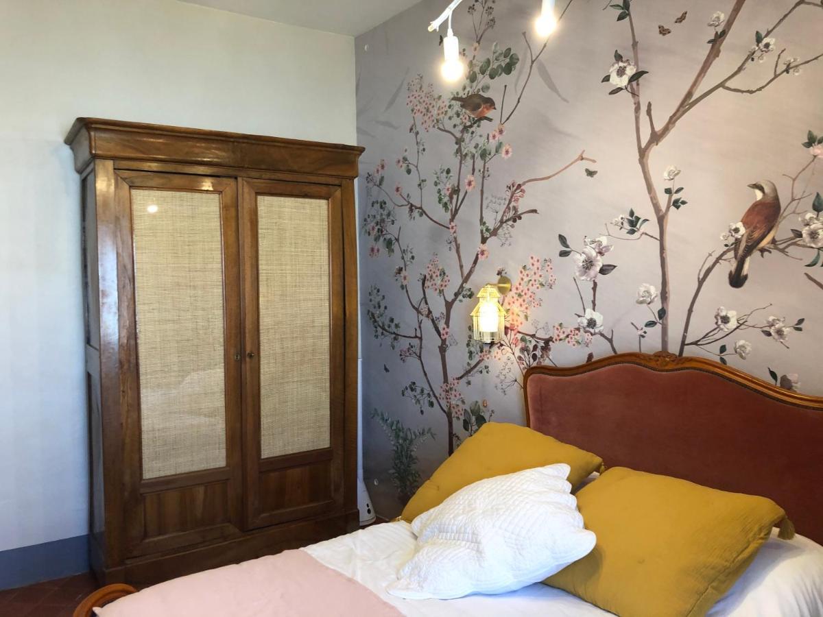 Bed and Breakfast L'Oiseau Bleu Rollier Roubia Exterior foto